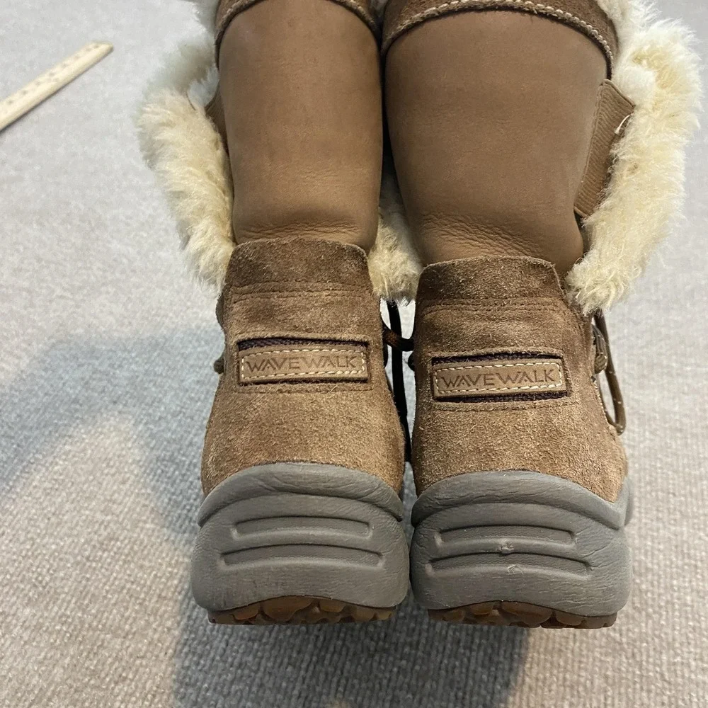 Clarks Snow Boots Womens Size 6.5 Brown Leather Faux Fur Waterproof Wave‎ Walk